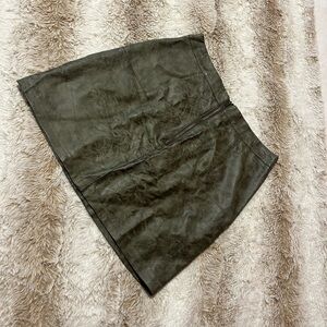 LuLaRoe Green Mini Pencil Skirt Casual